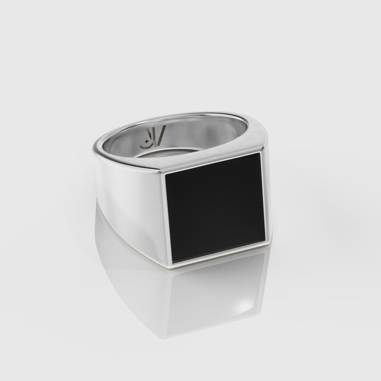 V41 | Signet Ring